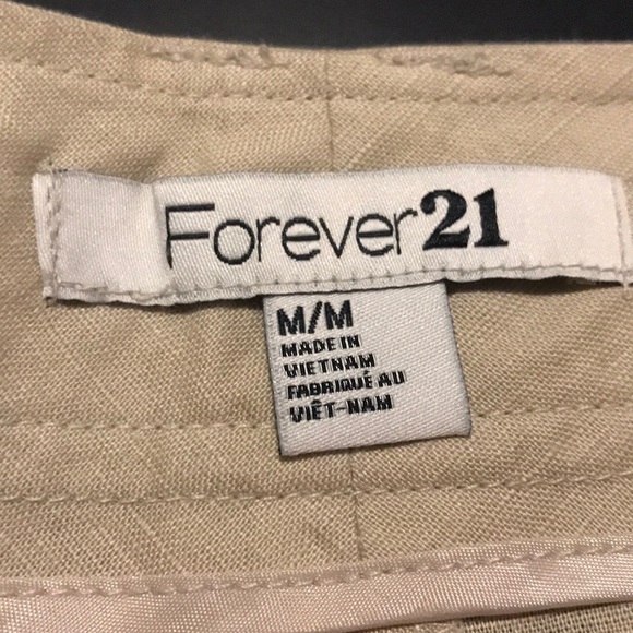 Forever 21 khaki shorts - Picture 3 of 3